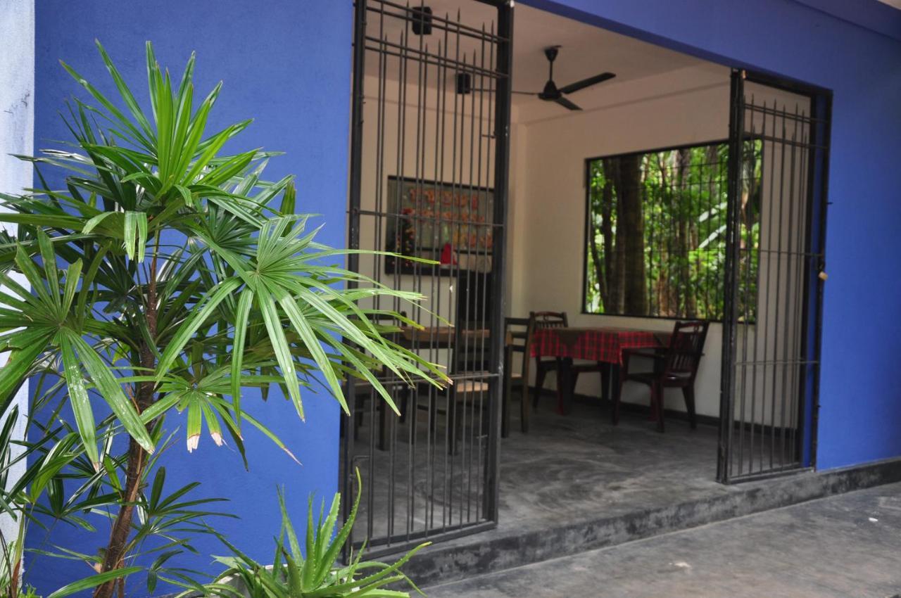 Jungle Fence Acomodação com café da manhã Bentota Exterior foto